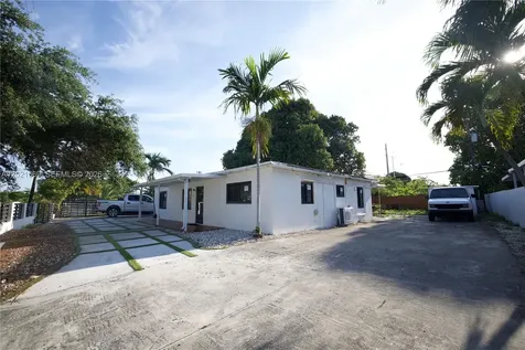 1120 E 6th Court Hialeah FL 33010