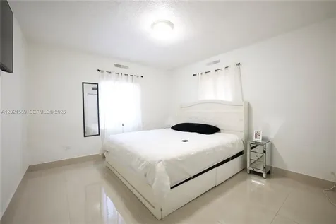 1120 E 6th Court Hialeah FL 33010