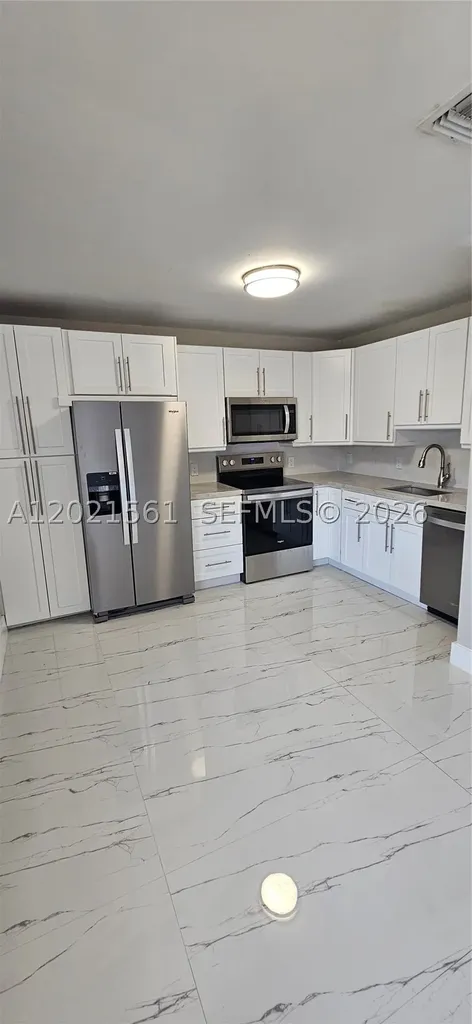 160 NW 14th Street Pompano Beach FL 33060
