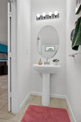 4044 NW 11th Street Lauderhill FL 33313