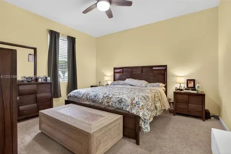 4044 NW 11th Street Lauderhill FL 33313
