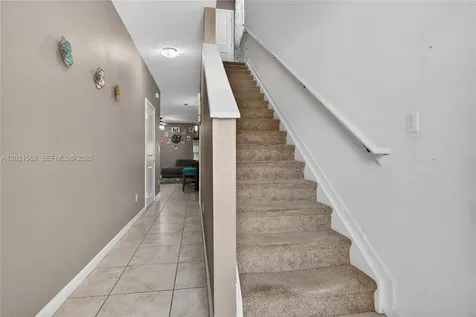 4044 NW 11th Street Lauderhill FL 33313