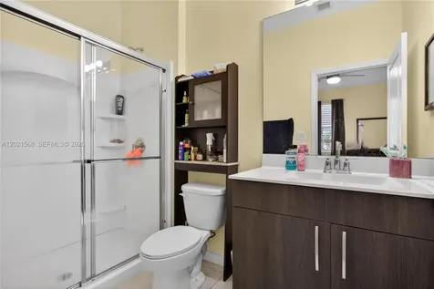 4044 NW 11th Street Lauderhill FL 33313