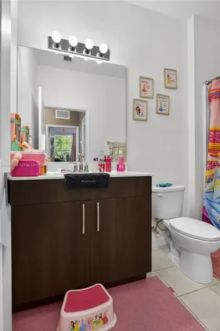 4044 NW 11th Street Lauderhill FL 33313