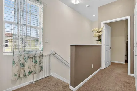 4044 NW 11th Street Lauderhill FL 33313