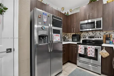 4044 NW 11th Street Lauderhill FL 33313