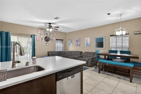 4044 NW 11th Street Lauderhill FL 33313