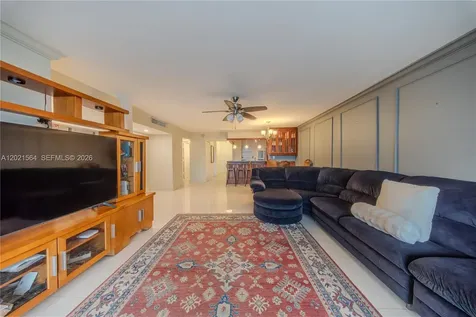 1660 NE 191st Street Miami FL 33179