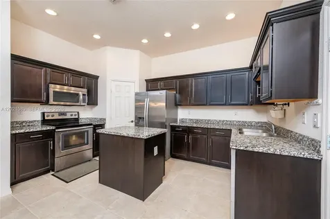 2343 SE 16th Place Homestead FL 33035