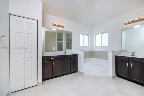 2343 SE 16th Place Homestead FL 33035