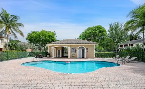 2343 SE 16th Place Homestead FL 33035