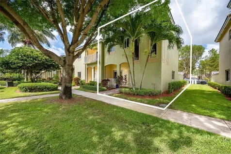 2343 SE 16th Place Homestead FL 33035