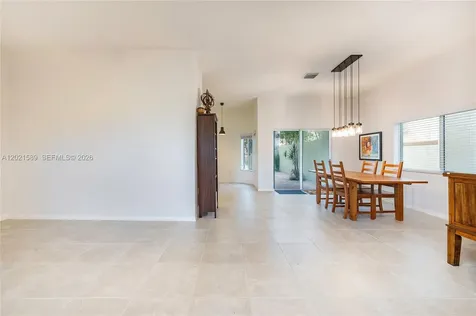 2343 SE 16th Place Homestead FL 33035