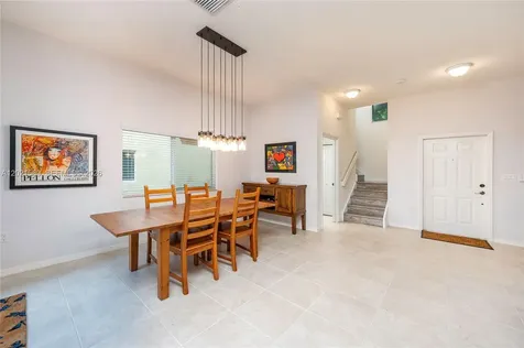 2343 SE 16th Place Homestead FL 33035