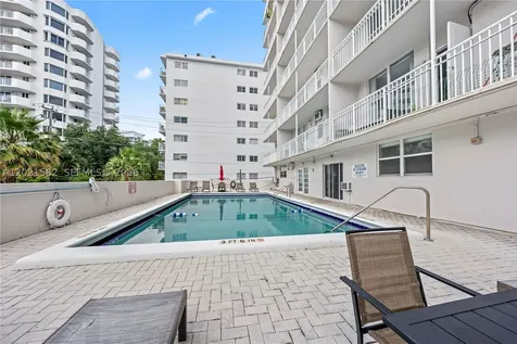 1300 Lincoln Road Miami Beach FL 33139
