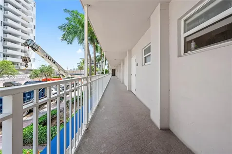1300 Lincoln Road Miami Beach FL 33139