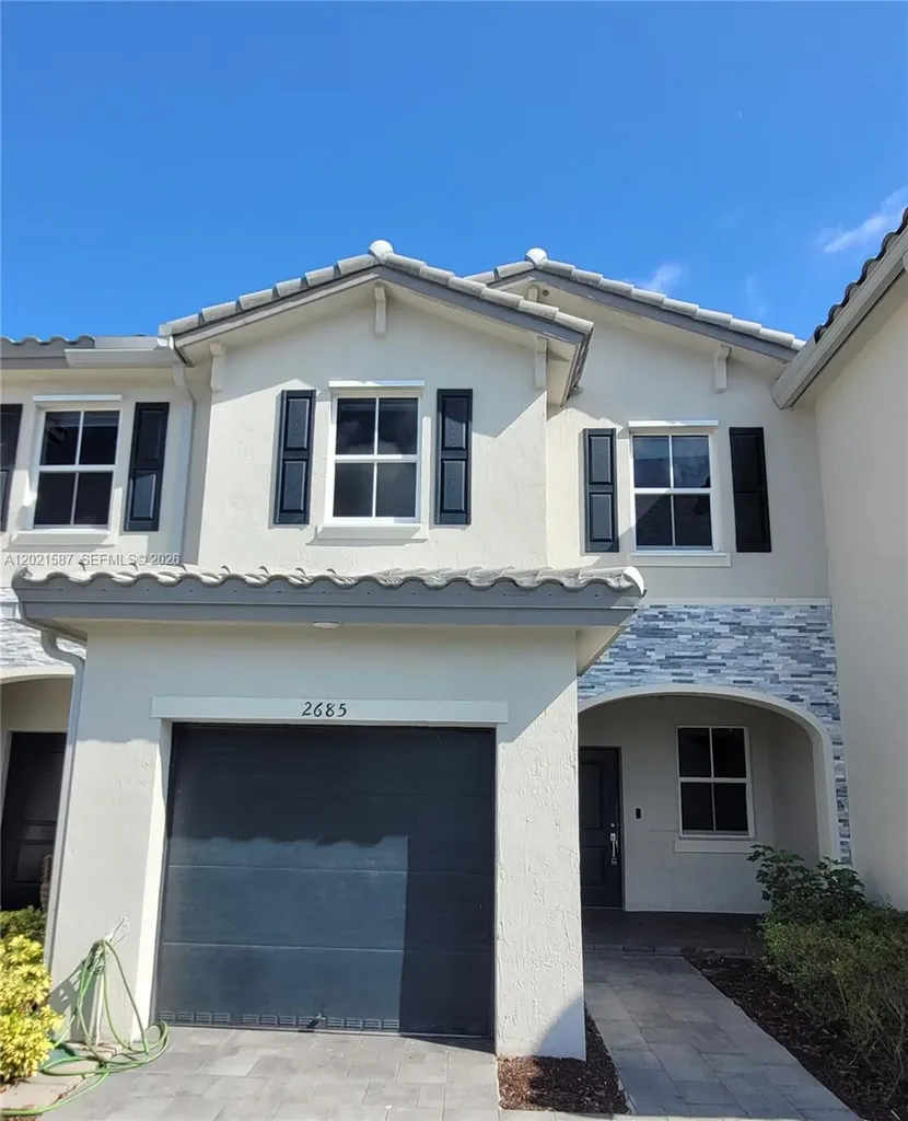 2685 SE 13th Street Homestead FL 33035