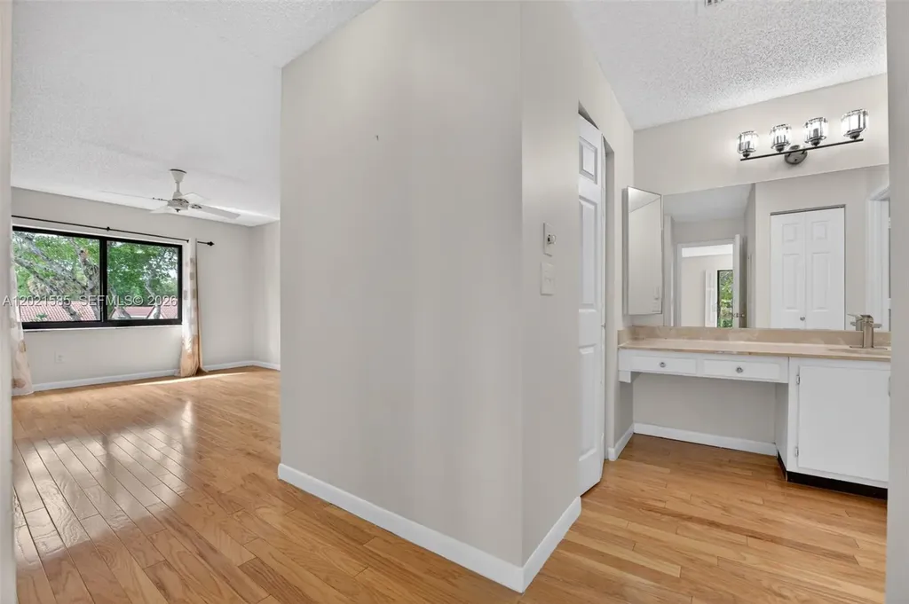 21810 Cypress Circle Boca Raton FL 33433