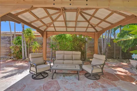 811 NE 73rd Street Miami FL 33138