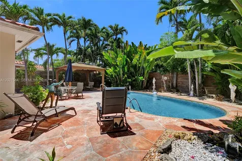 811 NE 73rd Street Miami FL 33138