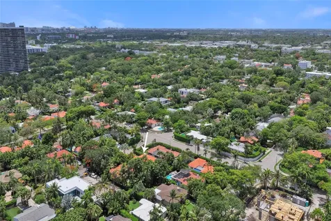 811 NE 73rd Street Miami FL 33138