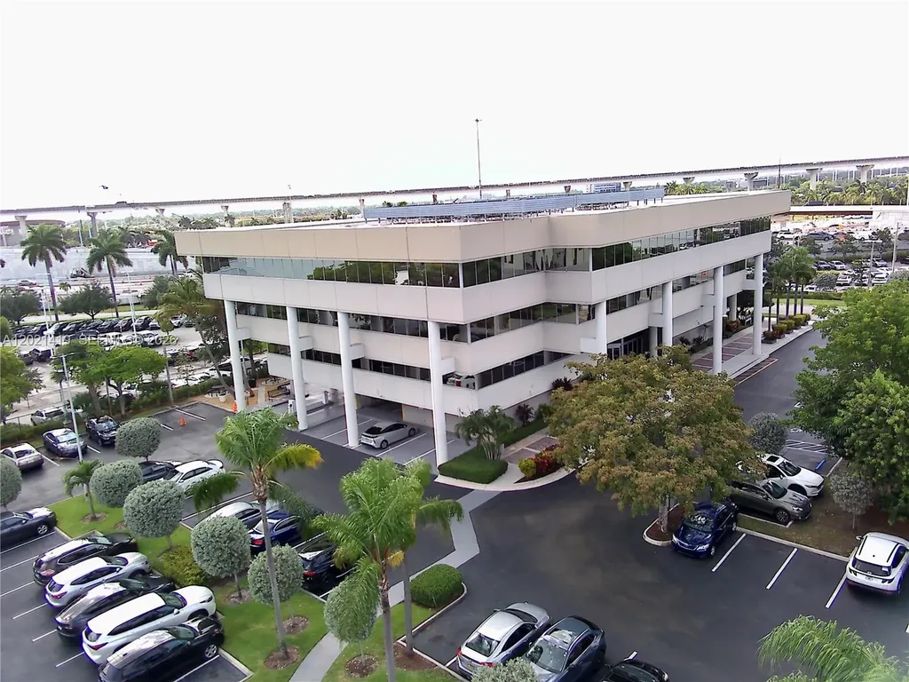 290 NW 165th Street Miami FL 33169