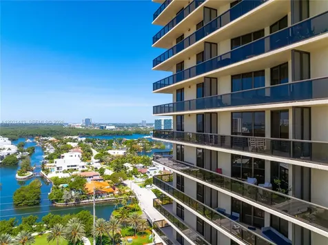 16275 Collins Avenue Sunny Isles Beach FL 33160