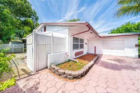 4360 NW 32nd Court Lauderdale Lakes FL 33319