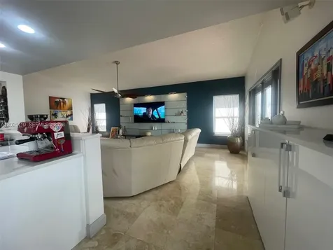 19361 NW 8th Street Pembroke Pines FL 33029