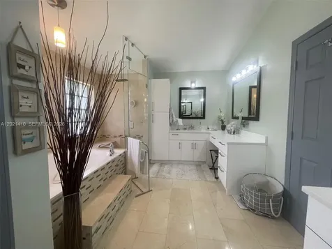 19361 NW 8th Street Pembroke Pines FL 33029