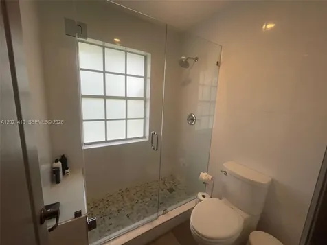 19361 NW 8th Street Pembroke Pines FL 33029