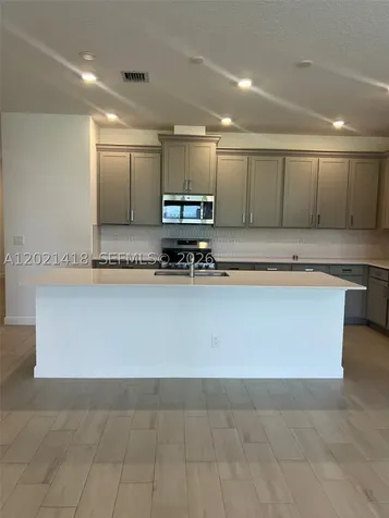 1933 E Wandering Willow Way Loxahatchee FL 33470