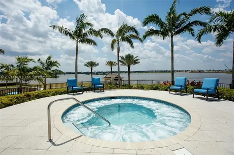 1933 E Wandering Willow Way Loxahatchee FL 33470