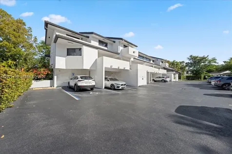 5750 Turin Street Coral Gables FL 33146