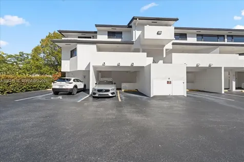 5750 Turin Street Coral Gables FL 33146