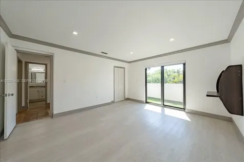 5750 Turin Street Coral Gables FL 33146