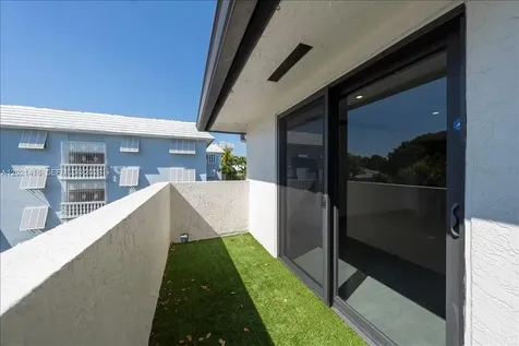 5750 Turin Street Coral Gables FL 33146