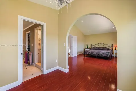 6153 SW 154th Court Miami FL 33193