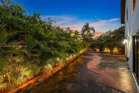 6153 SW 154th Court Miami FL 33193