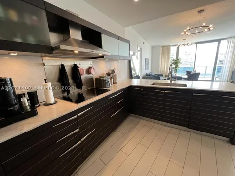 200 Biscayne Boulevard Way Miami FL 33131