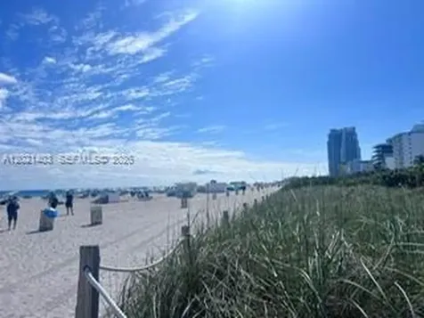 528 Meridian Avenue Miami Beach FL 33139