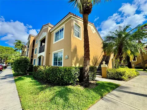 7940 N Nob Hill Road Tamarac FL 33321