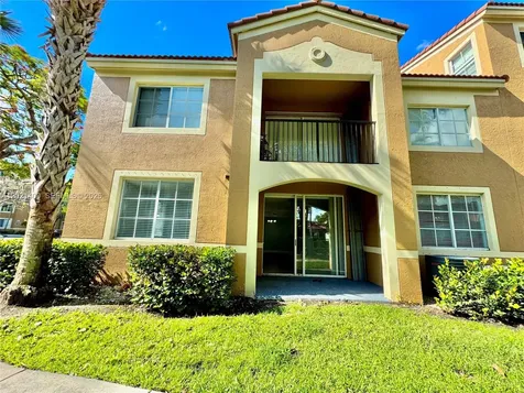 7940 N Nob Hill Road Tamarac FL 33321