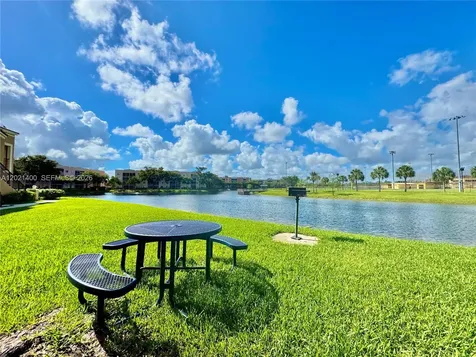 7940 N Nob Hill Road Tamarac FL 33321