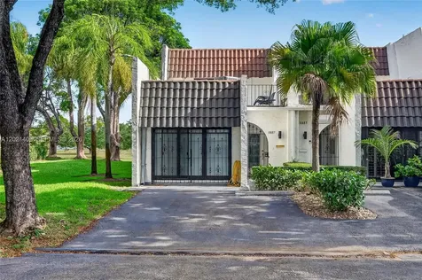 8887 SW 62nd Terrace Miami FL 33173