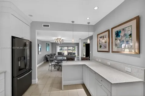 8887 SW 62nd Terrace Miami FL 33173