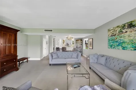 8887 SW 62nd Terrace Miami FL 33173