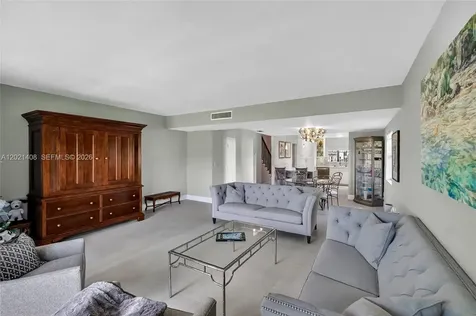8887 SW 62nd Terrace Miami FL 33173