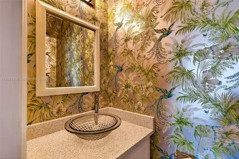 8887 SW 62nd Terrace Miami FL 33173
