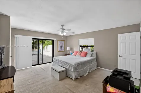 8887 SW 62nd Terrace Miami FL 33173